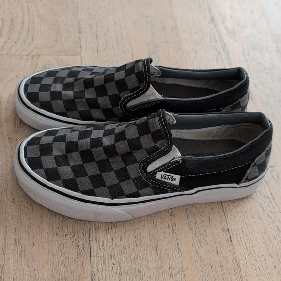 Vans Black and Gray Checkered Slip-On Sneakers Women's 5.5 - Picture 2 of 8